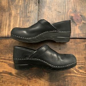 Dansko Women Clog 39